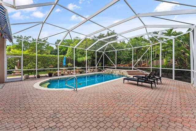  Residence photo 41