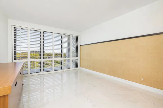 South Palm Beach Unit 307A photo 17