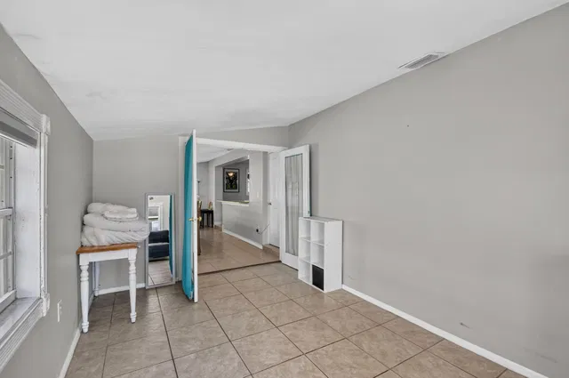 West Palm Beach Residence photo 24