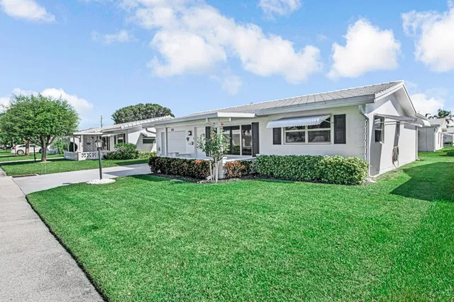  Residence photo 5