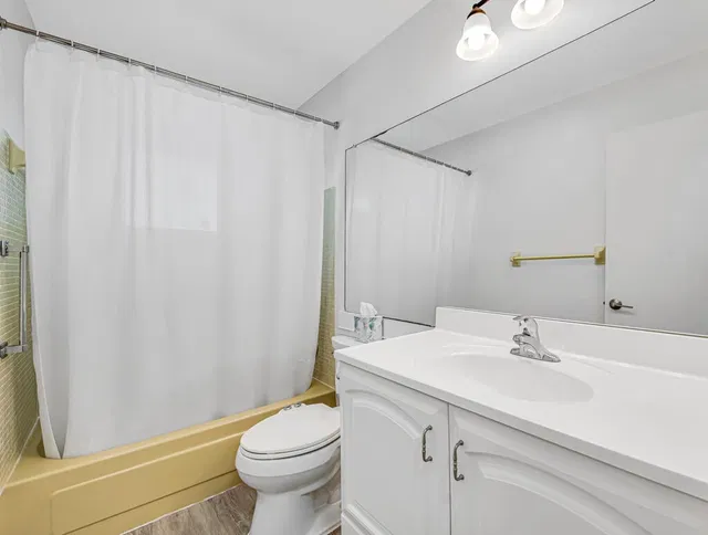  Residence photo 24