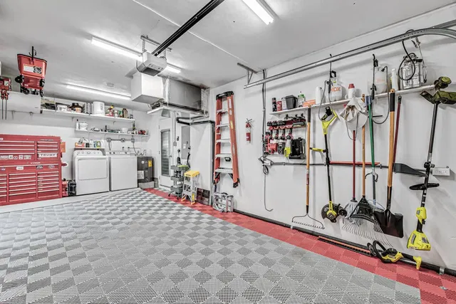  Residence photo 30