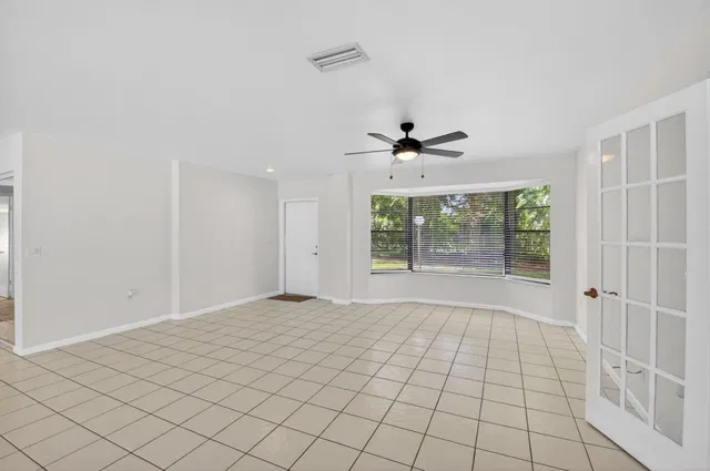 Residence photo 5