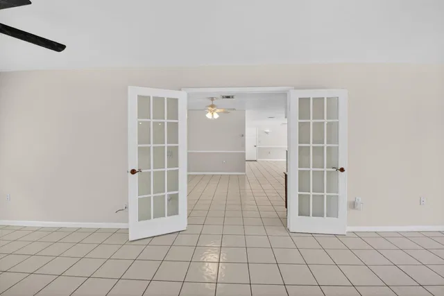 Residence photo 11