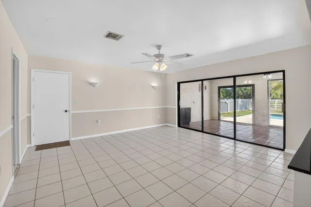 Residence photo 21