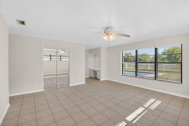 Residence photo 27