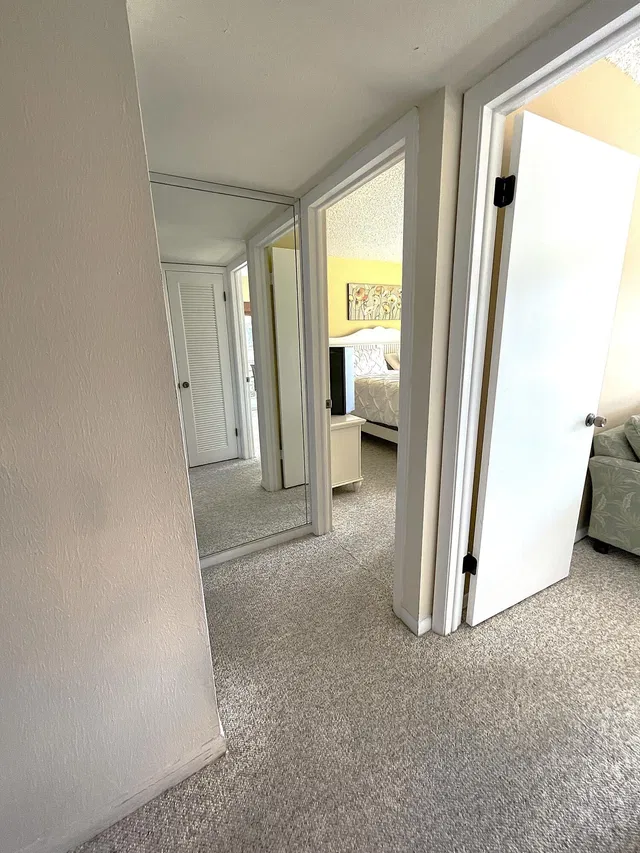 Residence photo 11