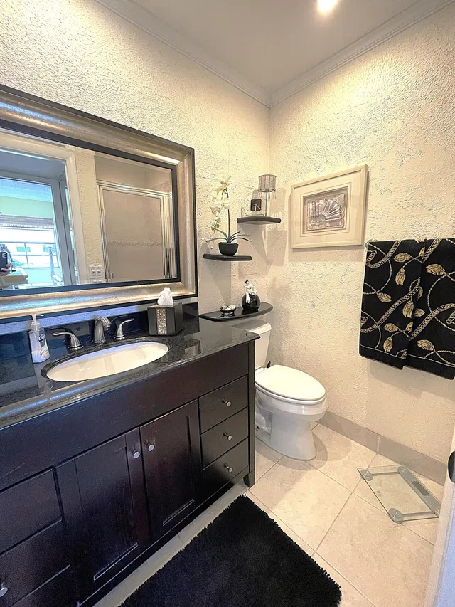 Residence photo 17