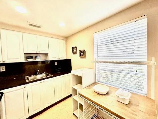  Residence photo 8