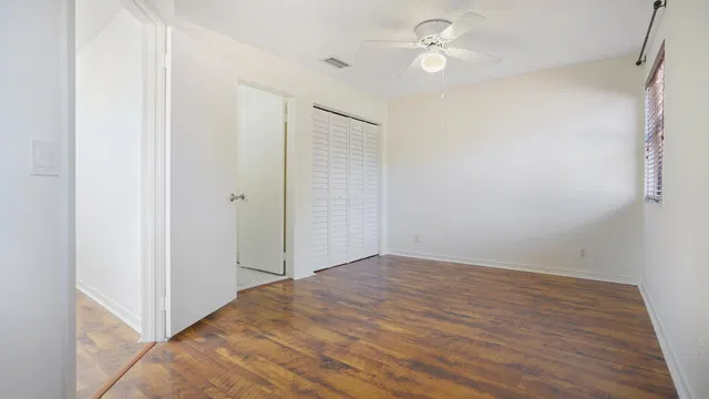 Residence photo 12
