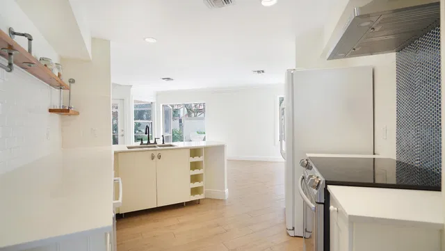 Residence photo 19