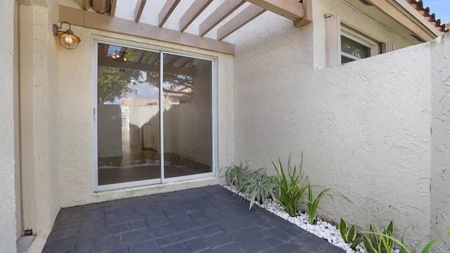 Residence photo 30