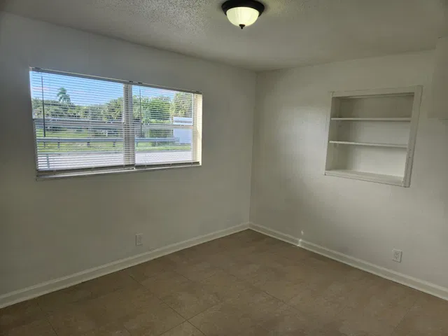 Residence photo 11