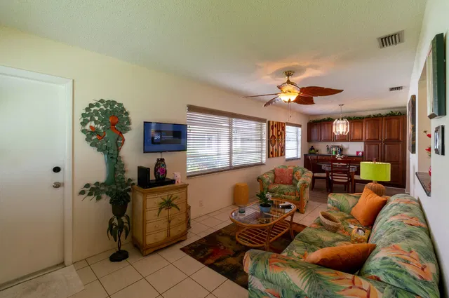  Residence photo 12