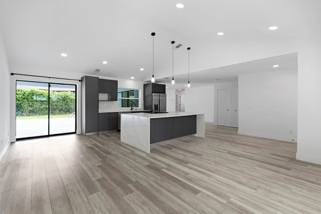 Rocky Point Residence photo 5