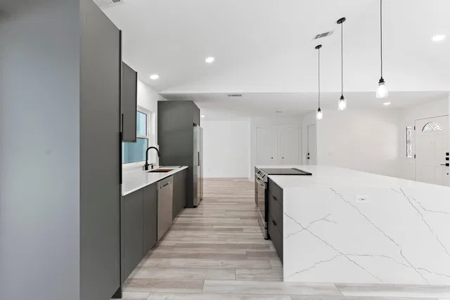 Rocky Point Residence photo 8