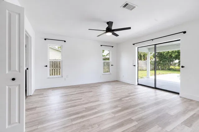 Rocky Point Residence photo 13