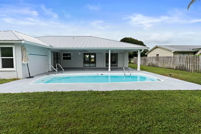 Rocky Point Residence photo 26