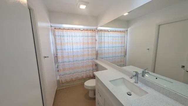 Unit F photo 9
