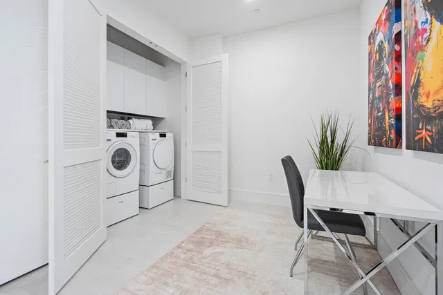 Nautilus 220 Unit 621 photo 19