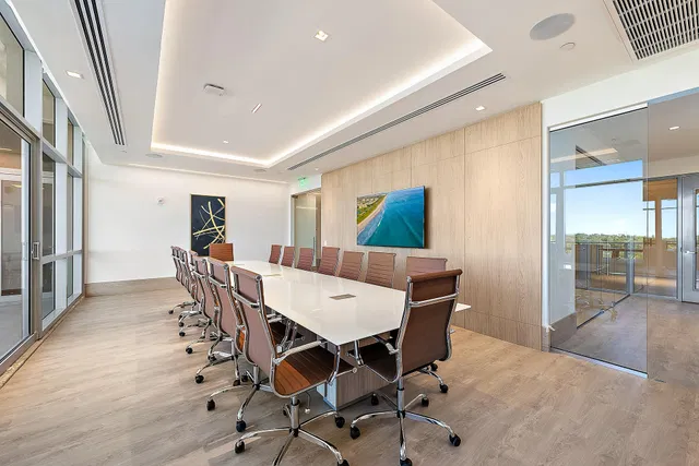 Nautilus 220 Unit 621 photo 49