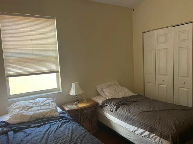  Residence photo 5