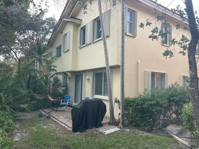  Residence photo 11