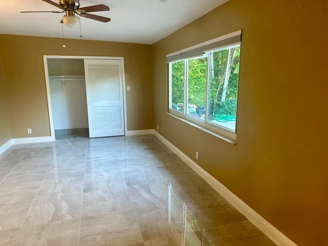  Residence photo 9