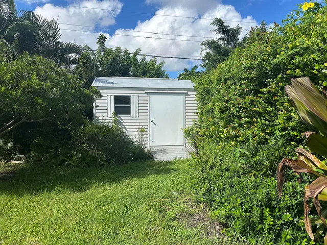  Residence photo 20