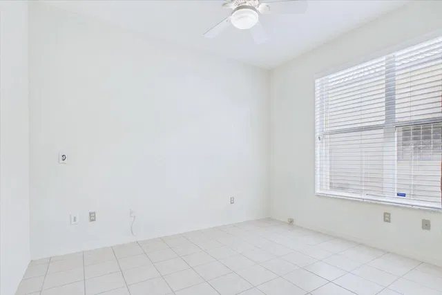  Residence photo 29