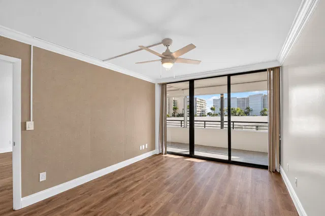 South Palm Beach Unit 303 photo 29