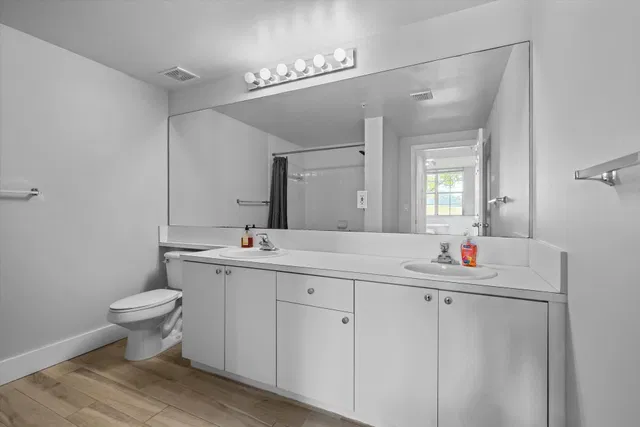  Unit 102 photo 22
