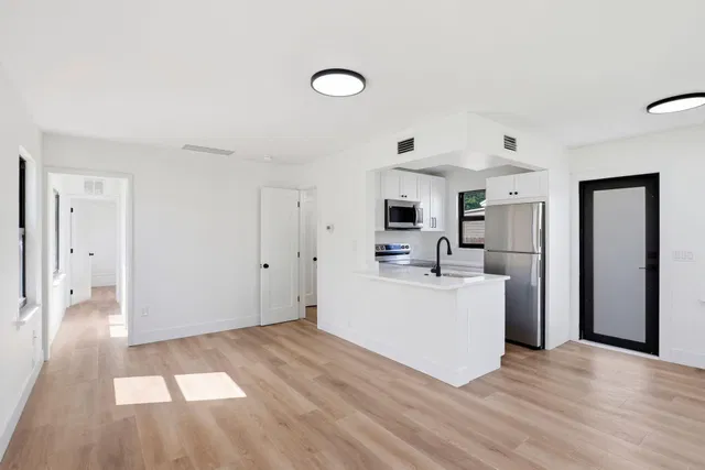 Residence photo 6