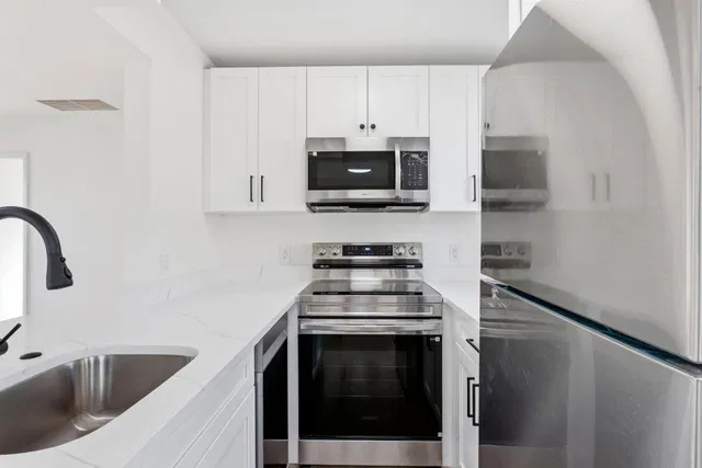 Residence photo 8