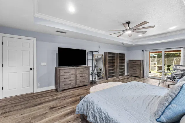  Residence photo 15