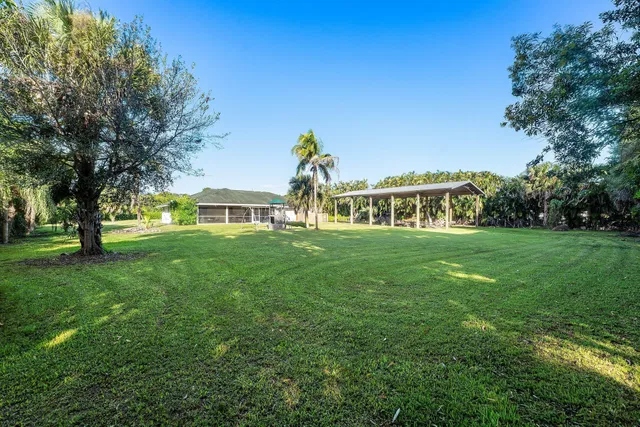  Residence photo 26
