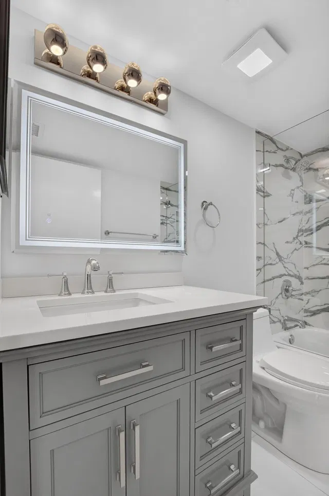 Unit 163 photo 28