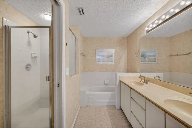 Residence photo 29