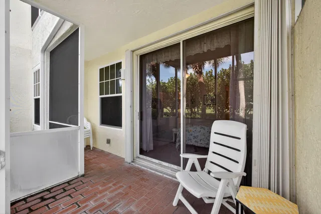 Residence photo 31