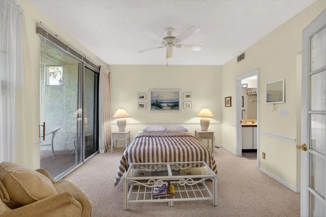 Residence photo 37