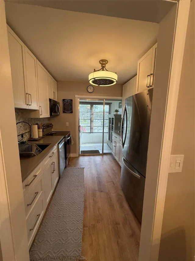  Unit 205 photo 10
