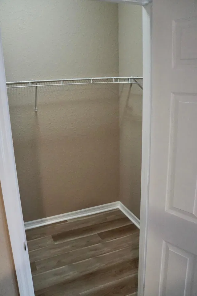 Botanica Unit 107 photo 17