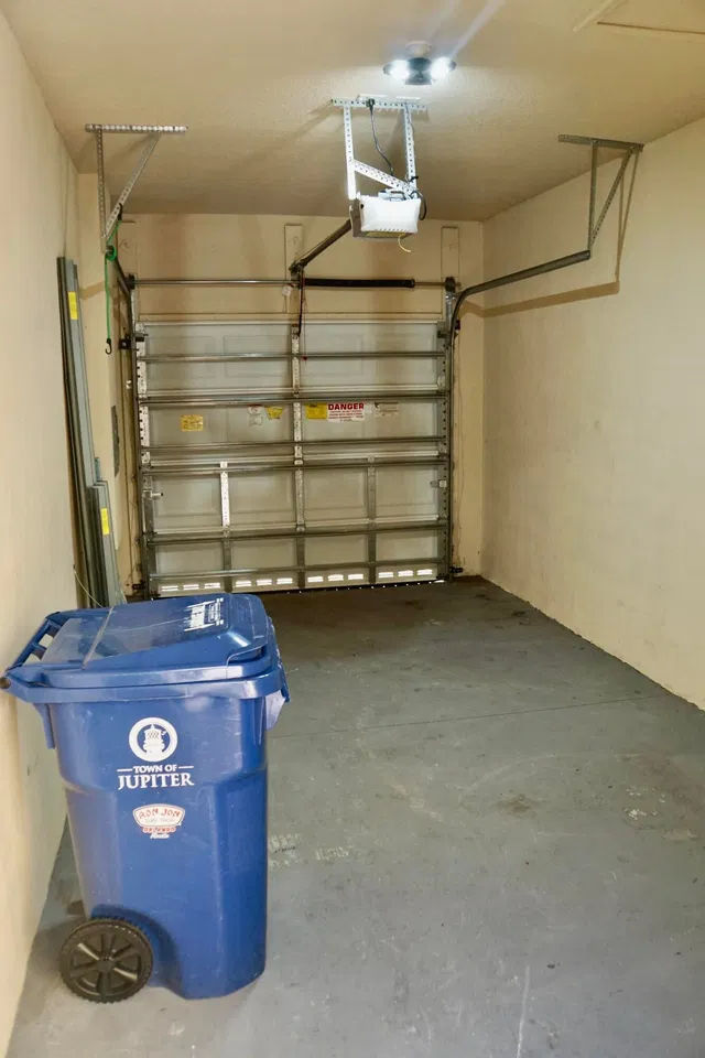 Botanica Unit 107 photo 28
