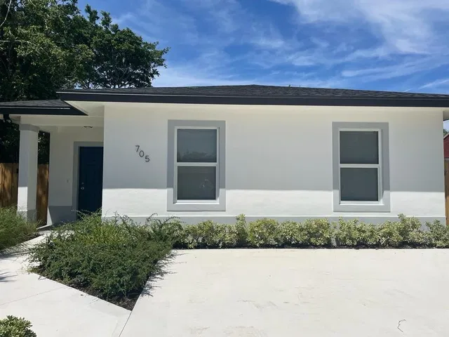 West Palm Beach Residence photo 3