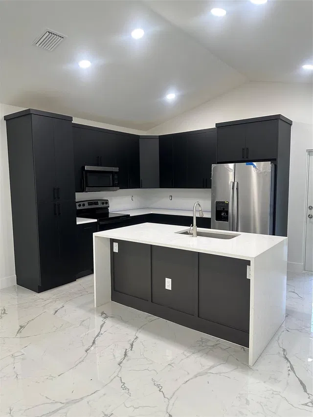 West Palm Beach Residence photo 10
