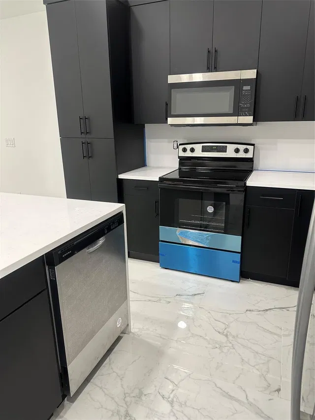 West Palm Beach Residence photo 17