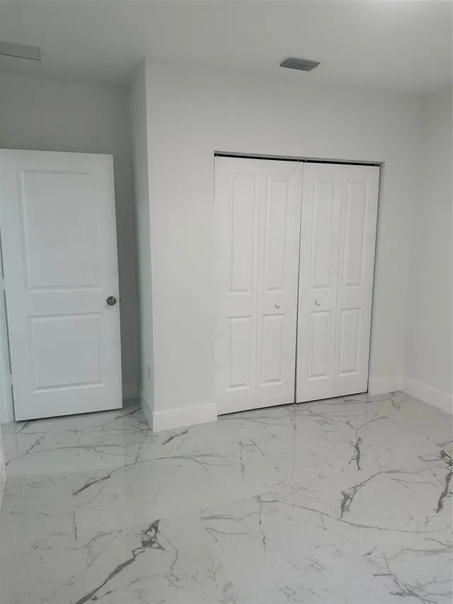 West Palm Beach Residence photo 32