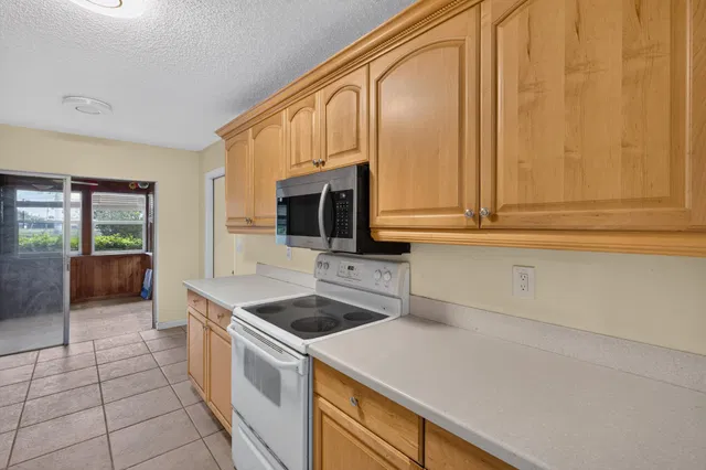 Residence photo 13