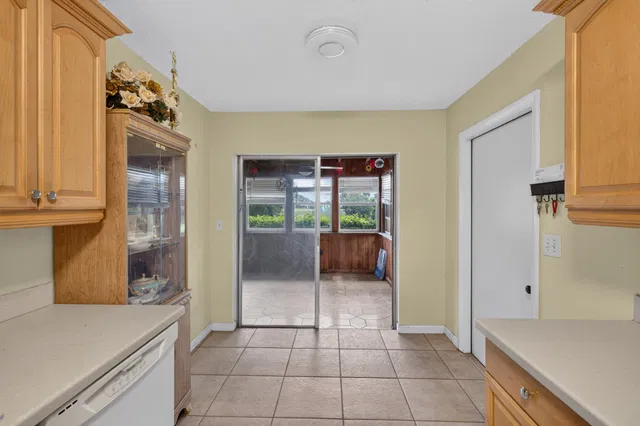 Residence photo 14
