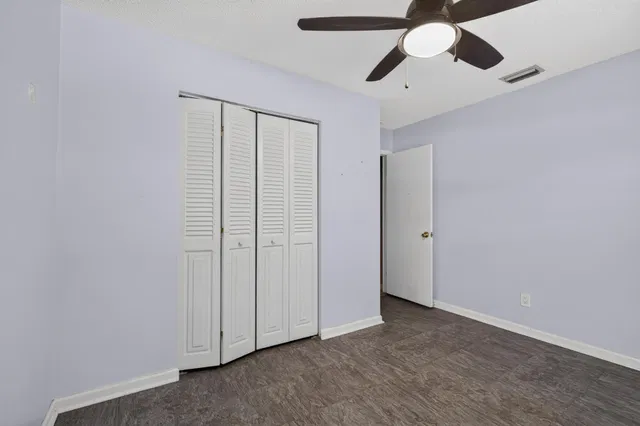 Residence photo 17